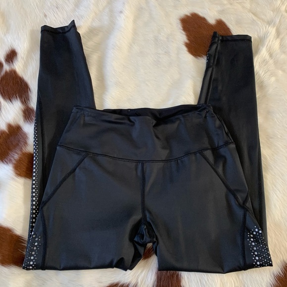 VICTORIA’S SECRET • Sport Knockout Leggings - Picture 4 of 6